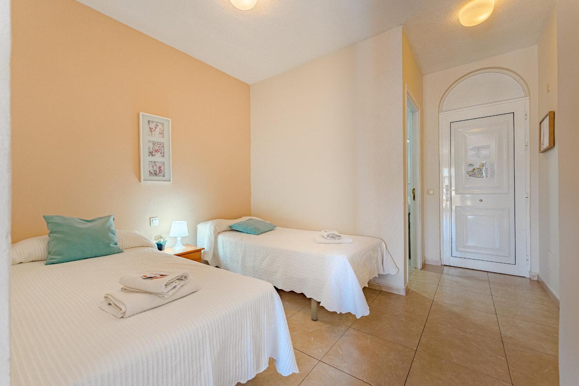 Apartamentos Orlando En Costa Adeje Bagian luar foto