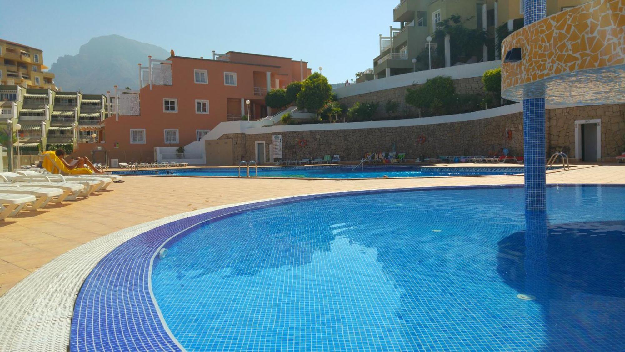 Apartamentos Orlando En Costa Adeje Bagian luar foto